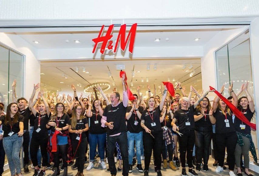 H&M, a fashion giant, has a problem: $4.3 billion of unsold clothes