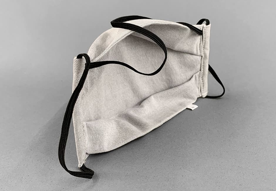 Gusseted design forms to the face.