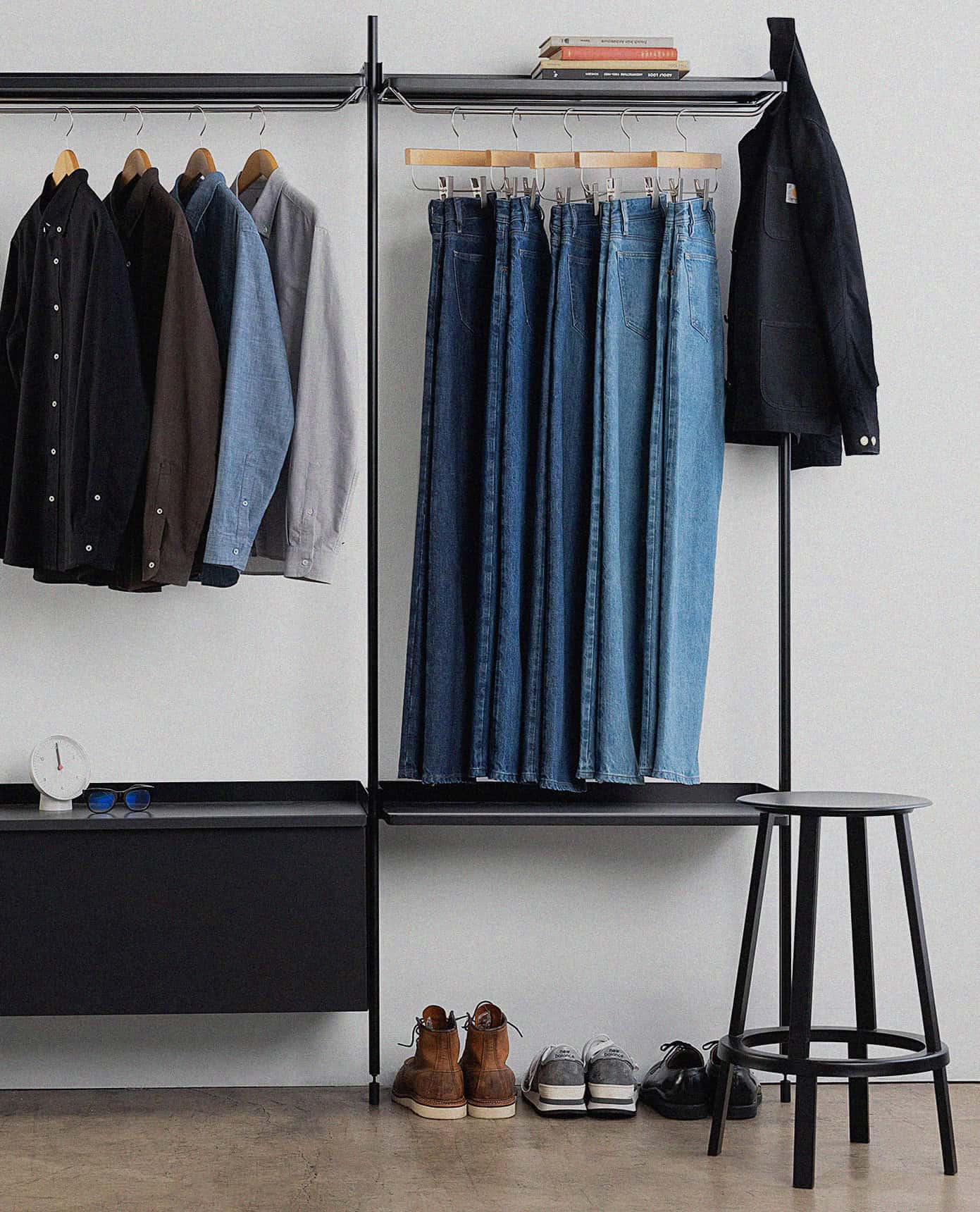 Build a consistent wardrobe. 